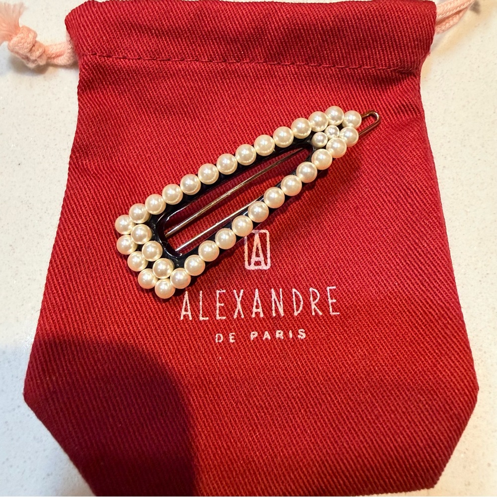 Like New Alexandre de Paris Faux Pearl Black Side Barrette Hair Clip